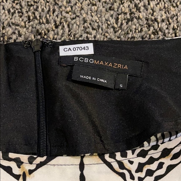 BCBG dress size small - Picture 2 of 3